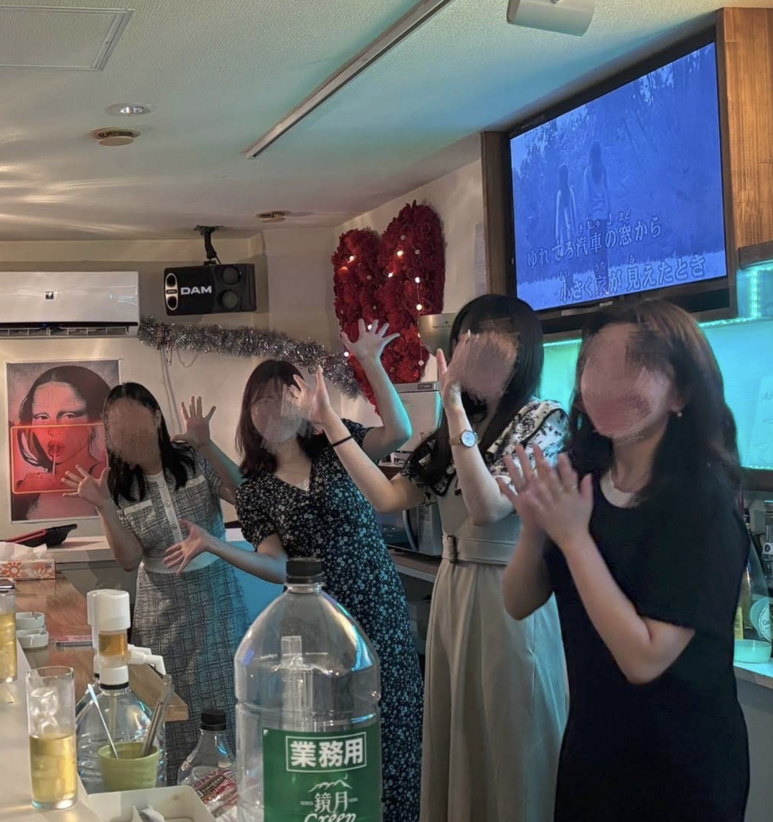 スナック はなび 店内写真